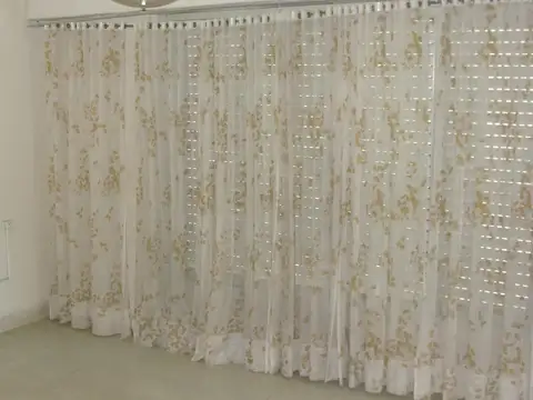 Casa sobre Moreno, centro de la ciudad de SAN JOSE. ENTRE RIOS.