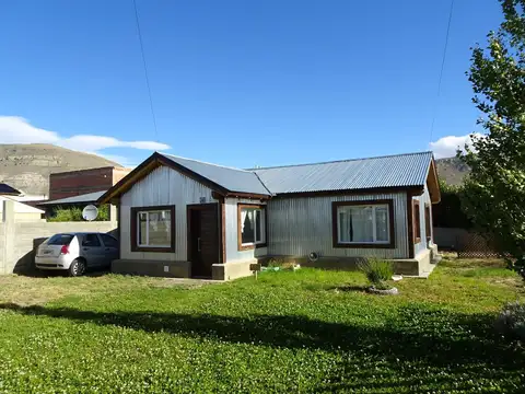 Casa 2 ambientes con 1 baño