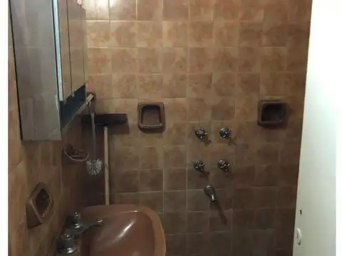 Departamento 4 ambientes con 1 baño