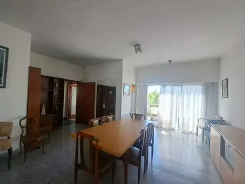Casa en Venta en Quilmes Oeste, USD 165.000