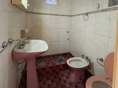 Ph 2 ambientes en PB,  con Patio y Terraza propia