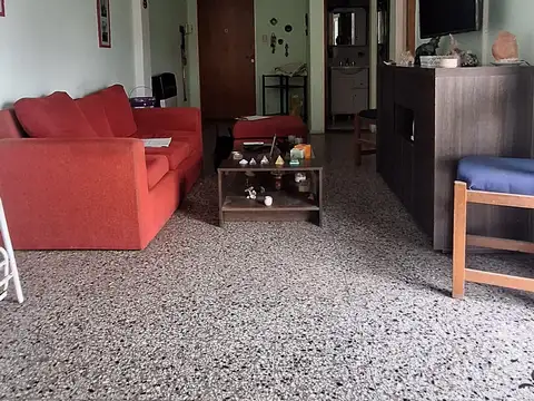 Departamento 2 Amb Con Cochera en venta en San Andres