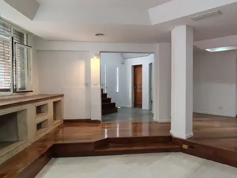 Casa en Alquiler de 5 dormitorios