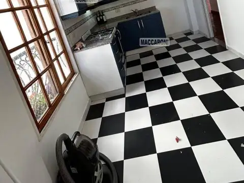 Departamento en Alquiler con 1 cocheras