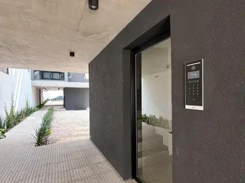 Departamento en Venta con 1 cochera