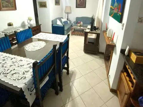 Hermoso dpto 3 ambientes con doble patio en el centro de Ramos!
