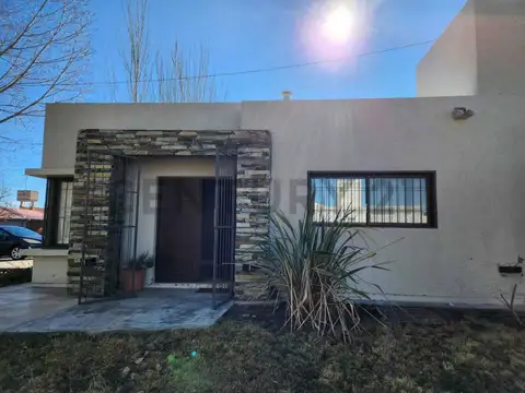 OPORTUNIDAD Casa 3 Dorm