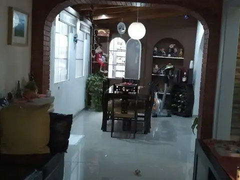 Depto Tipo Casa en Venta en Villa Ballester, USD 130.000