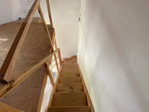 ¡VENDE! Casa y local comercial en calle 414 bis esq. 145, Arturo Seguí – GRAN OPORTUNIDAD