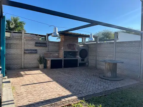 CASA CONTEINER EN ALQUILER-BARRIO BRISAS DEL NORTE