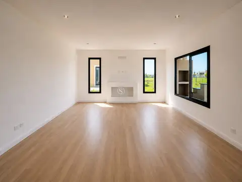 Casa 4 ambientes con 3 baños