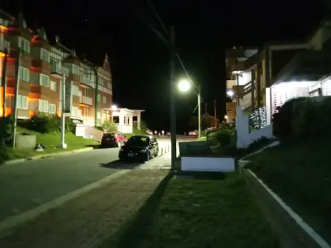 Paseo 109 e/ Avenida 1 y Playa
