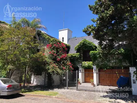 Casa en Venta con 1 cochera