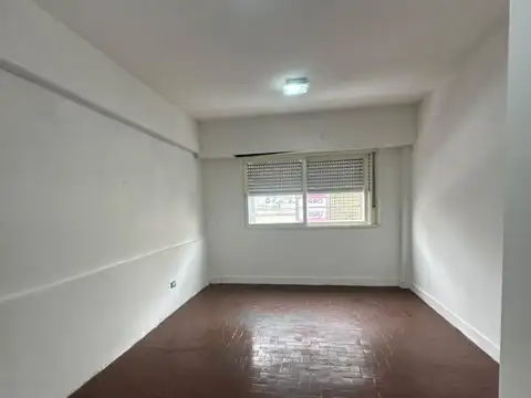 Oficina en Alquiler en Ramos Mejia, Partido de La Matanza