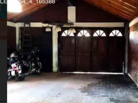 Santa Rosa esq. Islas Malvinas