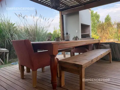 Casa en Venta con 5 cocheras
