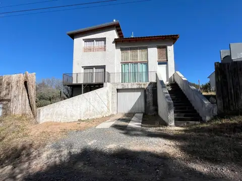 VENTA CASA 2 DOR 2 BAÑOS CON VISTA EN V GIARDINO