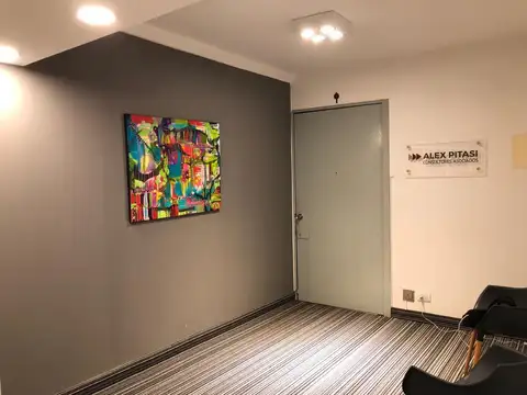 OPORTUNIDAD!  Oficina en Venta a nueva -  San Telmo - Mobiliario Incluido