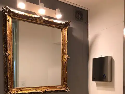 Oficina en Venta al Este