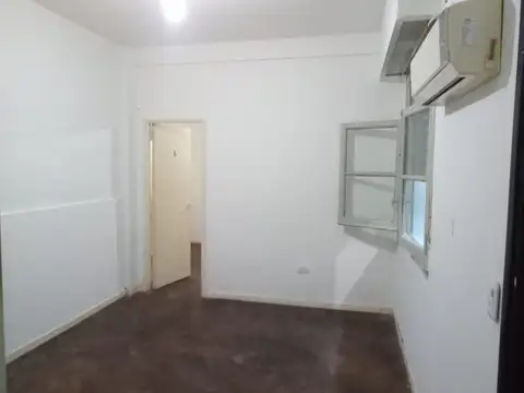 Depto Tipo Casa en Alquiler de 1 dormitorio