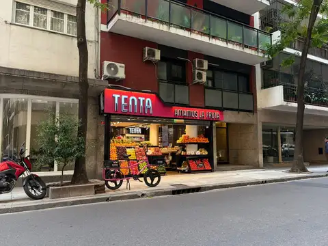 Local en Venta en Recoleta, USD 370.000