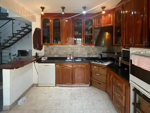 Depto Tipo Casa en Venta de 3 dormitorios
