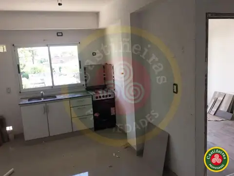 Fonrouge, e/ Viamonte y Arenales 400