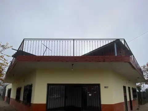 LOCAL COMERCIAL en alquiler en PRESIDENTE DERQUI, PILAR