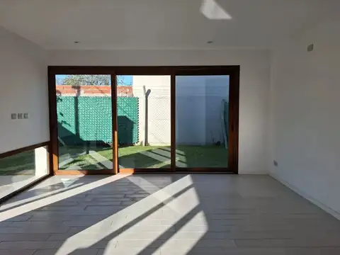 Departamento en Venta con 2 cocheras