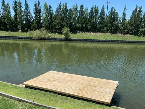 Casa 6 ambientes con 3 baños