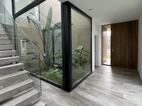 Casa en Venta al Este