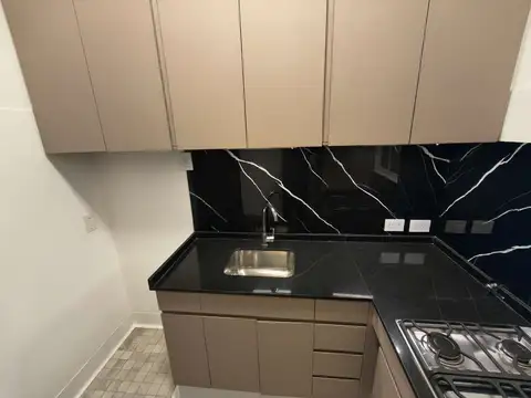 Departamento en Alquiler en Microcentro, $ 750.000