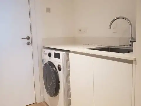Apartamento en alquiler temporario de 1 dormitorio c/ cochera en Playa Mansa