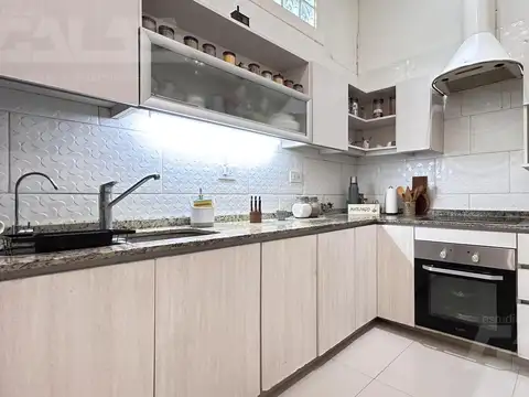 Depto Tipo Casa en Venta 5 años