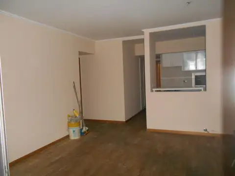 Amplio dpto de un dormitorio opción con cochera