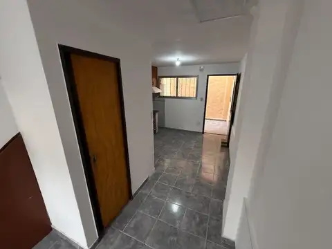 Depto Tipo Casa en Alquiler en Barrio Manzanares, USD 600.000