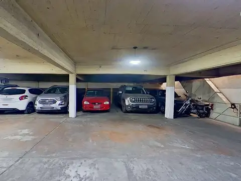 COCHERA EN 2DO PISO EN VENTA, AVELLANEDA CENTRO