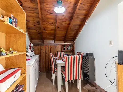 Depto Tipo Casa en Venta con 1 cocheras
