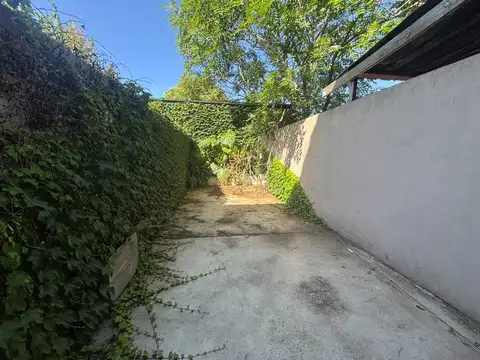 Casa 4 ambientes con 1 baño