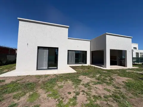 Altos Del Casco, Lote 111