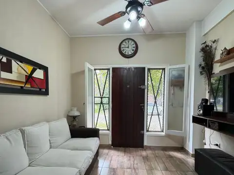 Depto Tipo Casa en Venta en Banfield, USD 129.000