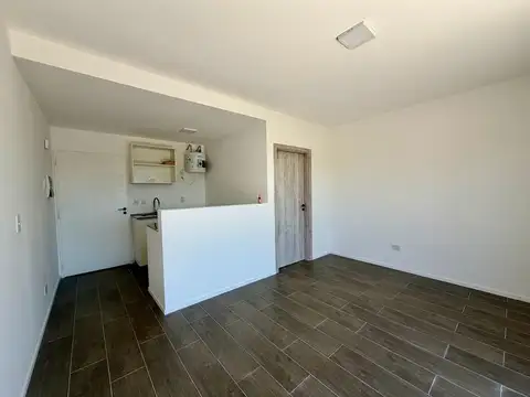 Departamento en Alquiler en Villa Luro, $ 550.000