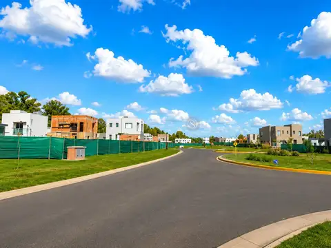 Pilar del Este- Santa Elena 100