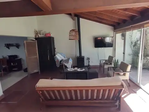 Casa 5 ambientes con 5 baños