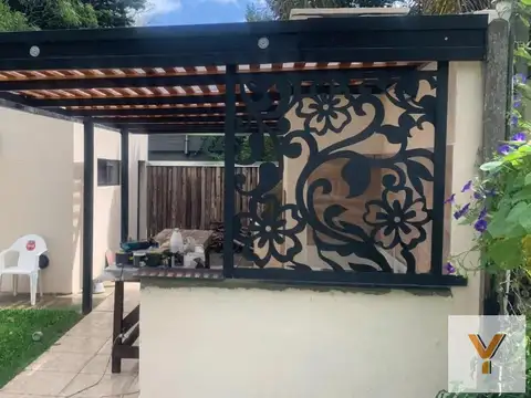 Casa en venta - 1 Dormitorio 2 Baños - Del Viso