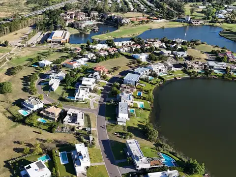 Terreno al Golf en el Barrio La Reserva Sofitel - Cardales - Campana