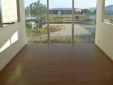 Galpon en Venta 97  mts Fondo