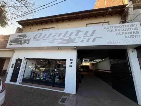 CASA CON LOCAL Y GALPÓN EN VENTA EN PERGAMINO