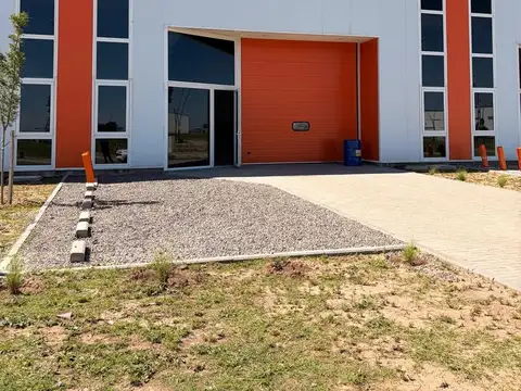 Nave Industrial en Funes