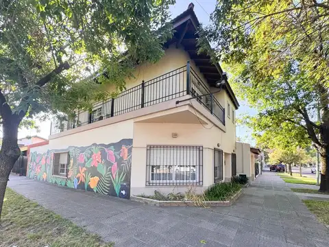 HERMOSA PROPIEDAD A LA VENTA APTO CREDITO - MERLO SUR